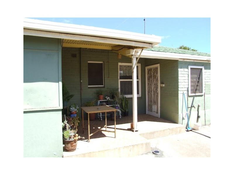 18 Parker Avenue, Strathalbyn SA 5255