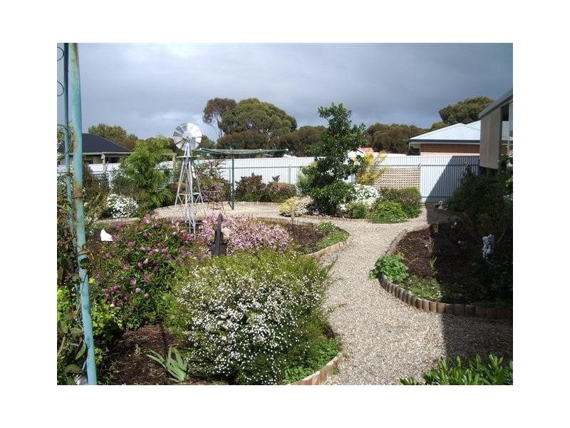 12 Weeroona Drive, Milang SA 5256