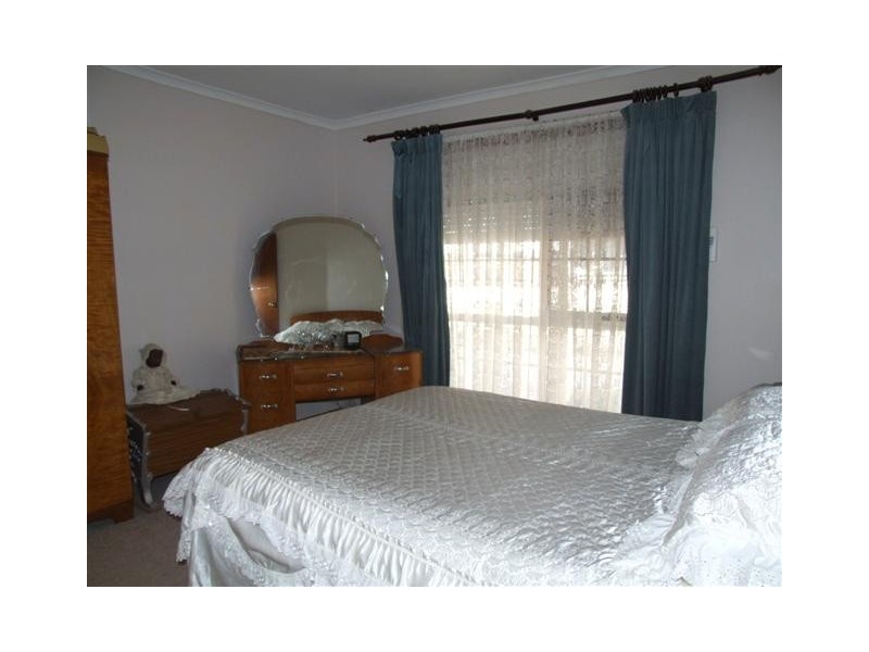 32 Hooper Road, Strathalbyn SA 5255