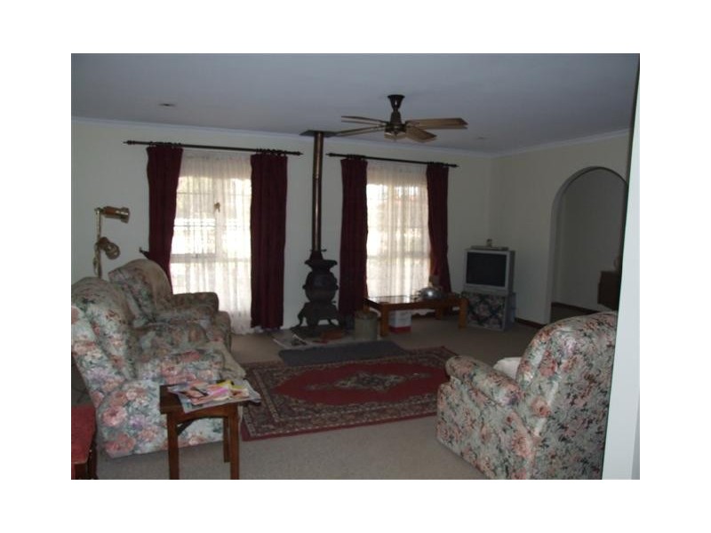 32 Hooper Road, Strathalbyn SA 5255