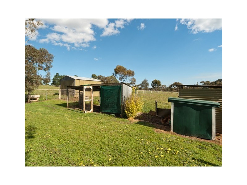34 Meyers Road, Strathalbyn SA 5255