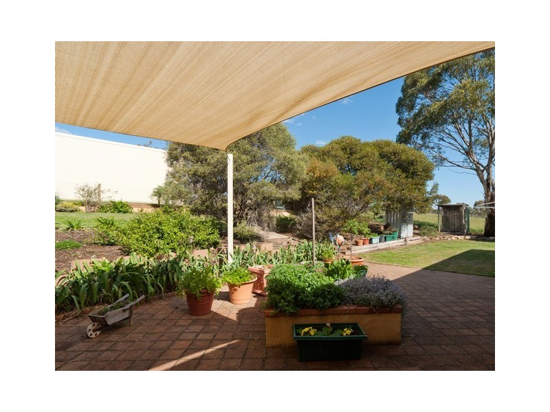 34 Meyers Road, Strathalbyn SA 5255