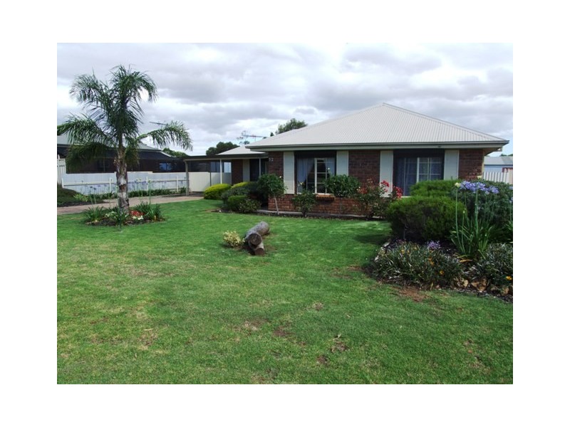 12 Liverpool Drive, Strathalbyn SA 5255