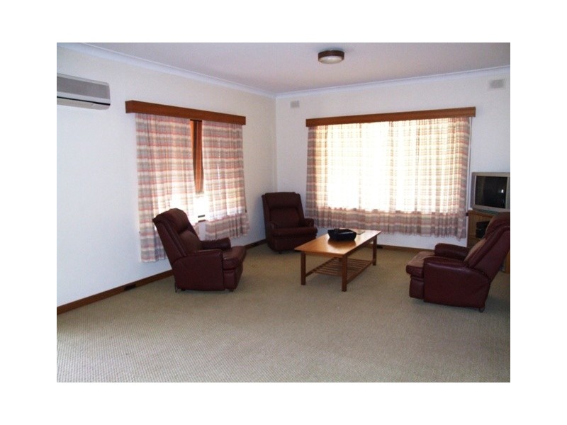 8 Taylors Lane, Strathalbyn SA 5255