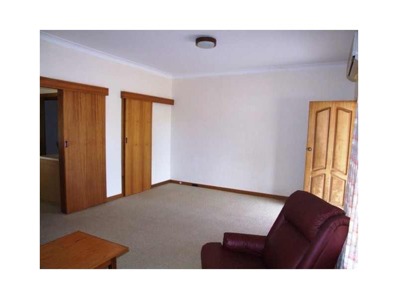 8 Taylors Lane, Strathalbyn SA 5255