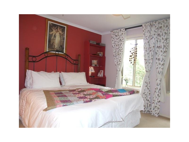 4 Stoddart Street, Strathalbyn SA 5255