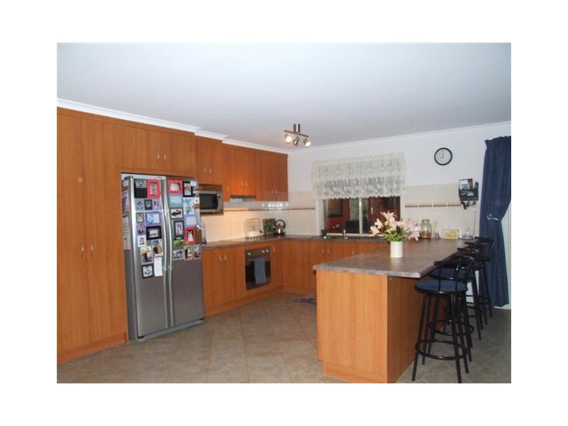 23 Strathmont Drive, Strathalbyn SA 5255