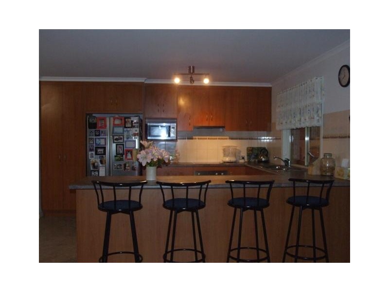 23 Strathmont Drive, Strathalbyn SA 5255