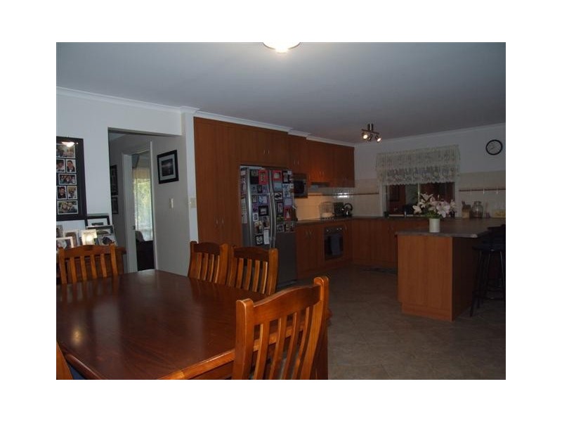 23 Strathmont Drive, Strathalbyn SA 5255