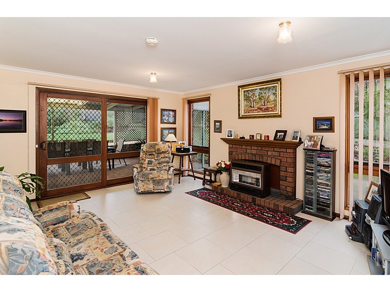 18 Meyers Road, Strathalbyn SA 5255