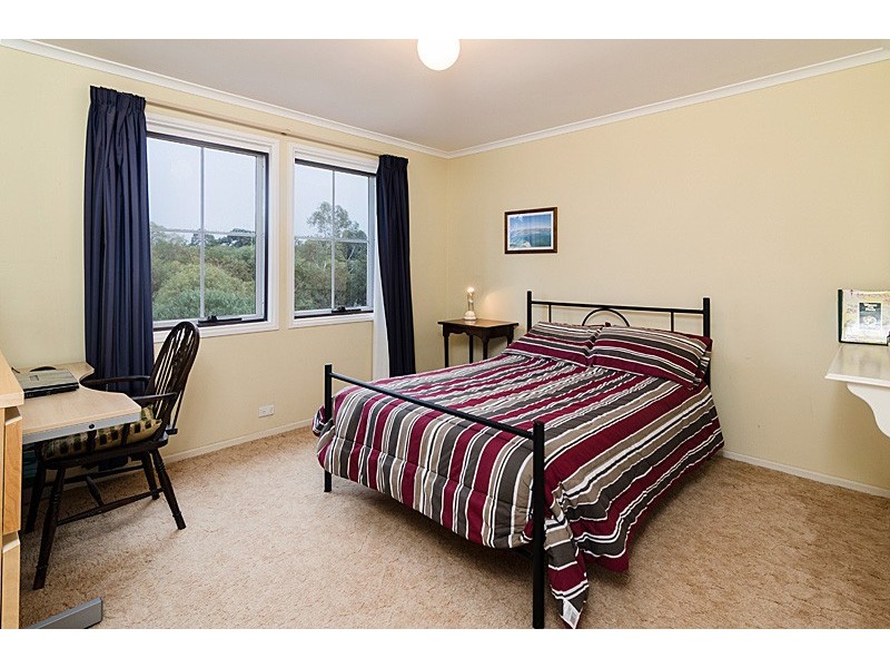 18 Meyers Road, Strathalbyn SA 5255