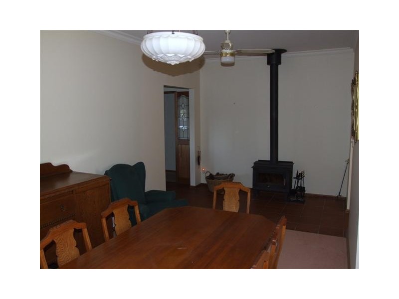 17 Gollan Avenue, Strathalbyn SA 5255