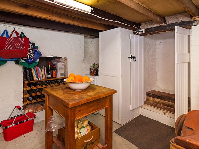 10 Adams Street, Strathalbyn SA 5255