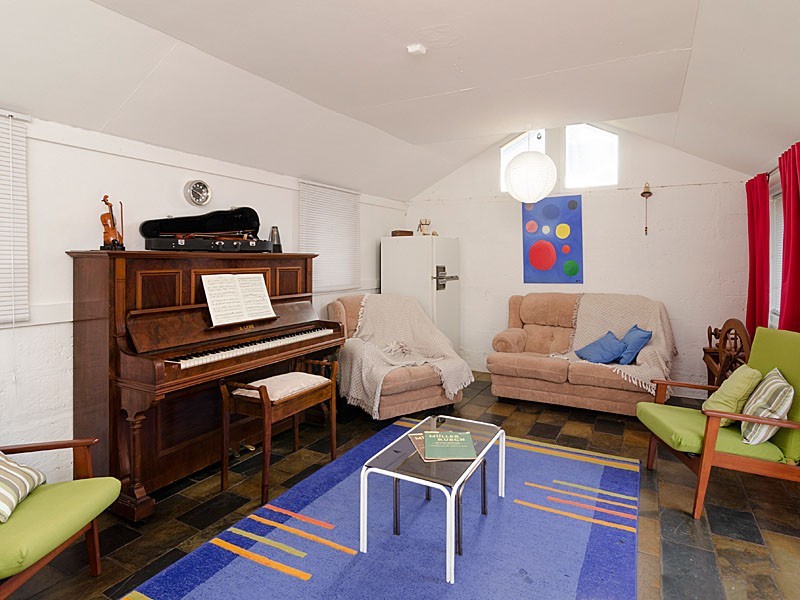 10 Adams Street, Strathalbyn SA 5255