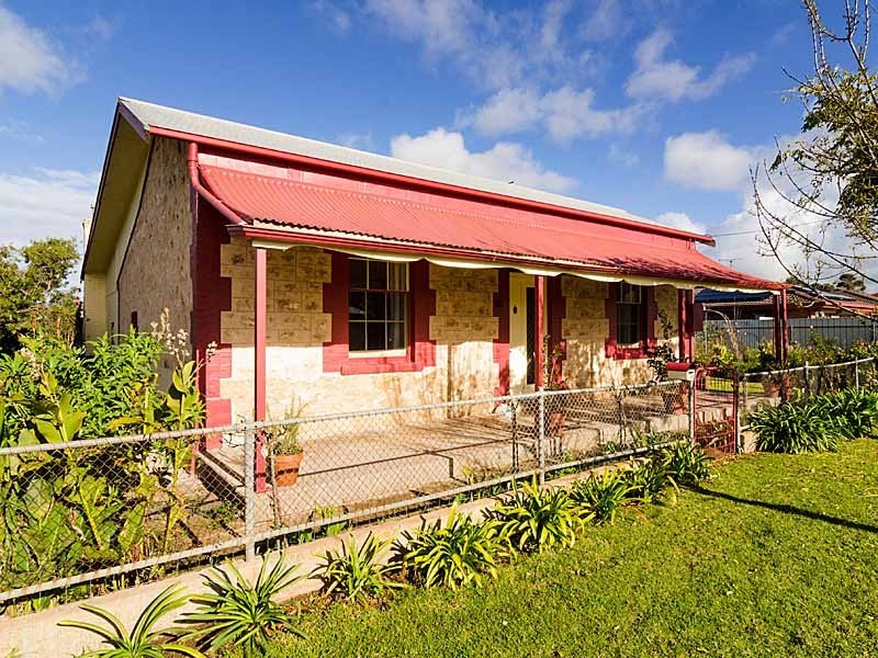 10 Adams Street, Strathalbyn SA 5255