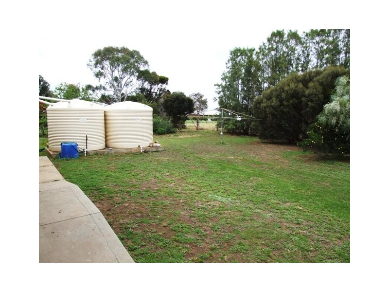 4 Lines Road, Strathalbyn SA 5255