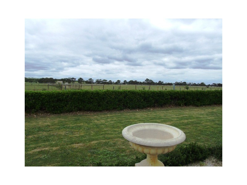 4 Lines Road, Strathalbyn SA 5255