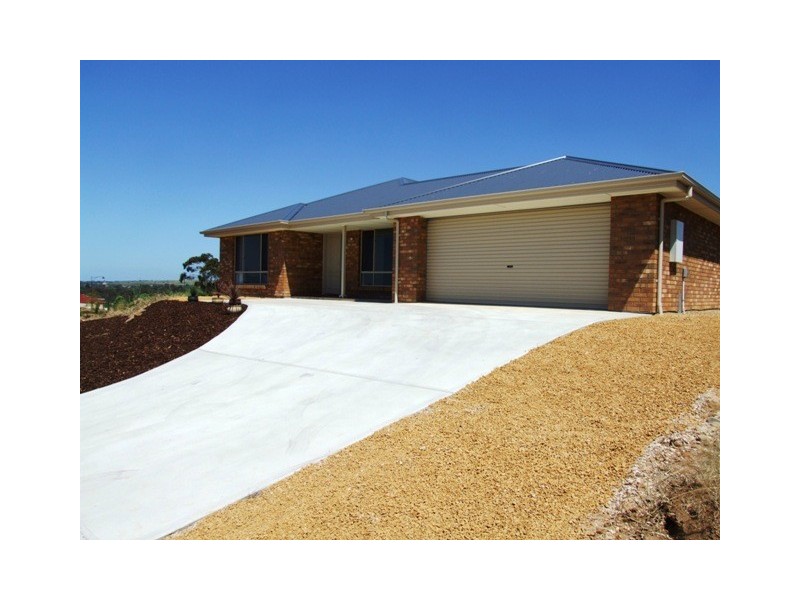 12 St Andrews Drive, Strathalbyn SA 5255