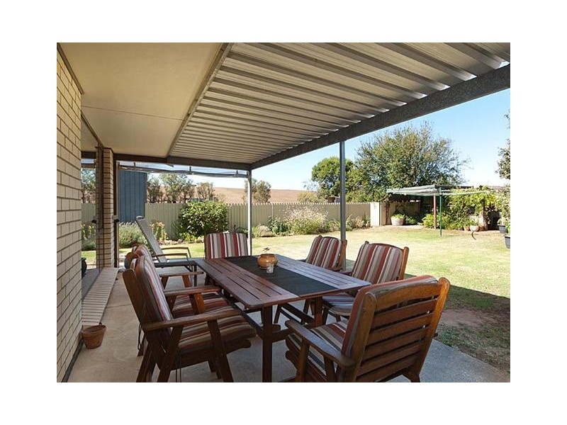 68 Ashbourne Road, Strathalbyn SA 5255