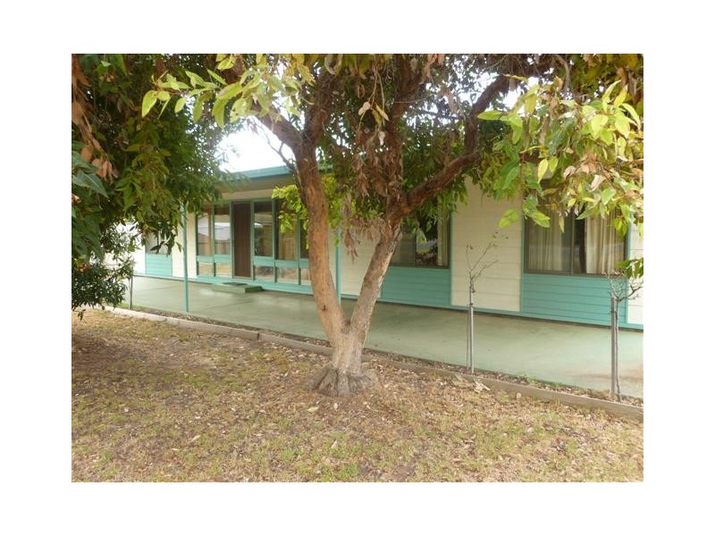 4 Walsh Avenue, Strathalbyn SA 5255