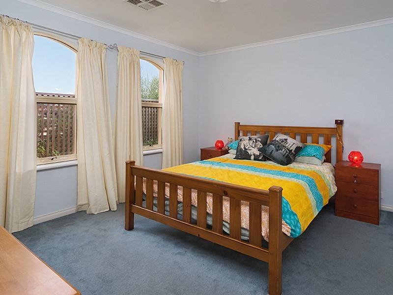 11 Strathmont Drive, Strathalbyn SA 5255