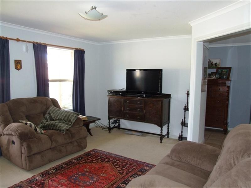 22 Strathmont Drive, Strathalbyn SA 5255