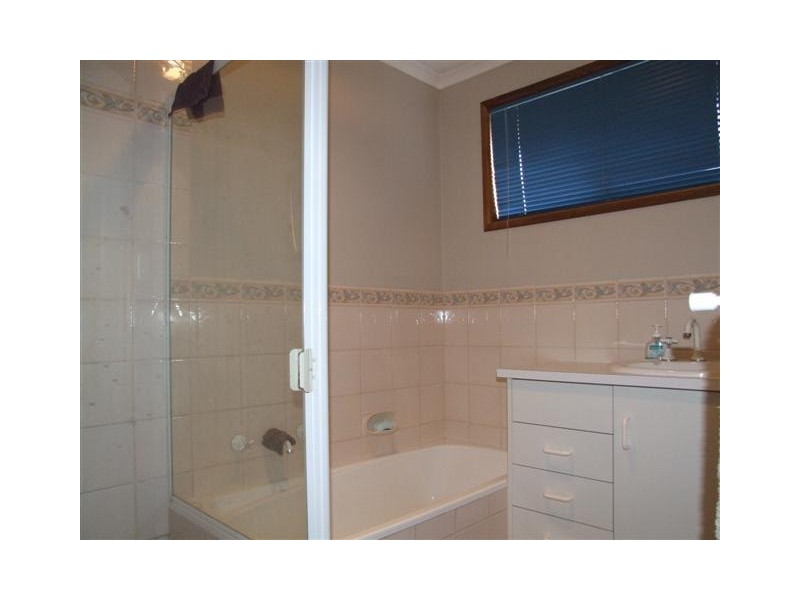 26 Berry-Smith Drive, Strathalbyn SA 5255