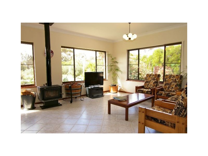 111 Nine Mile Road, Strathalbyn SA 5255