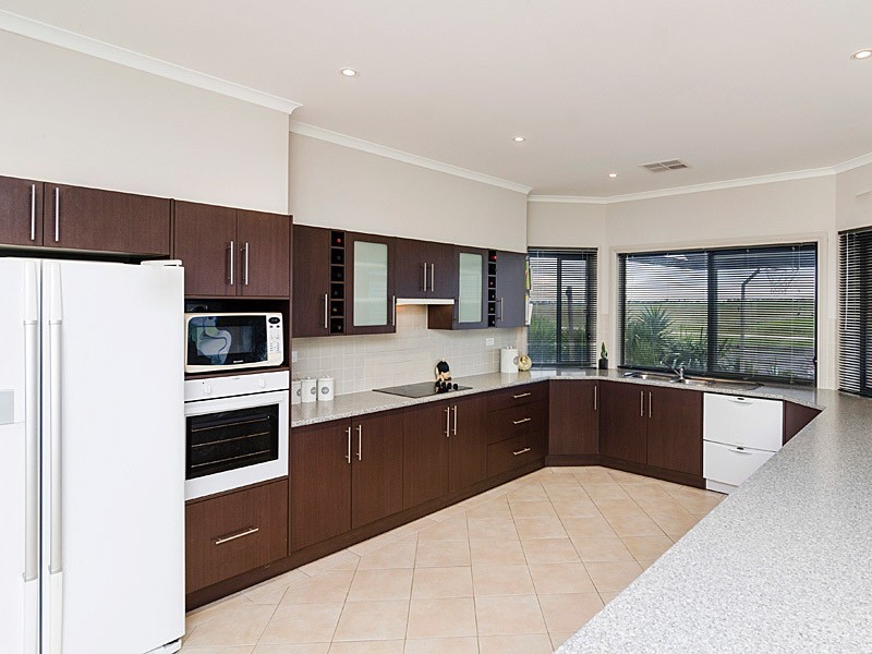 64 Lockaba Drive, Strathalbyn SA 5255