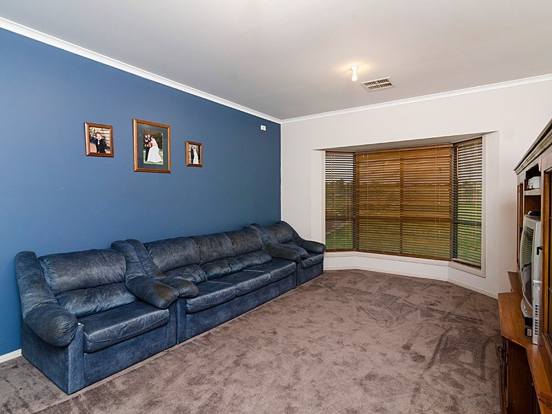 64 Lockaba Drive, Strathalbyn SA 5255