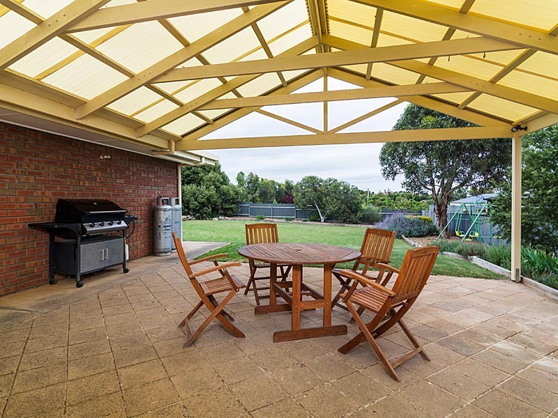 1 Bateman Street, Strathalbyn SA 5255
