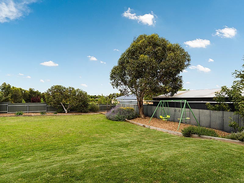 1 Bateman Street, Strathalbyn SA 5255