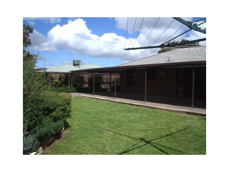 25 Garwood Avenue, Strathalbyn SA 5255