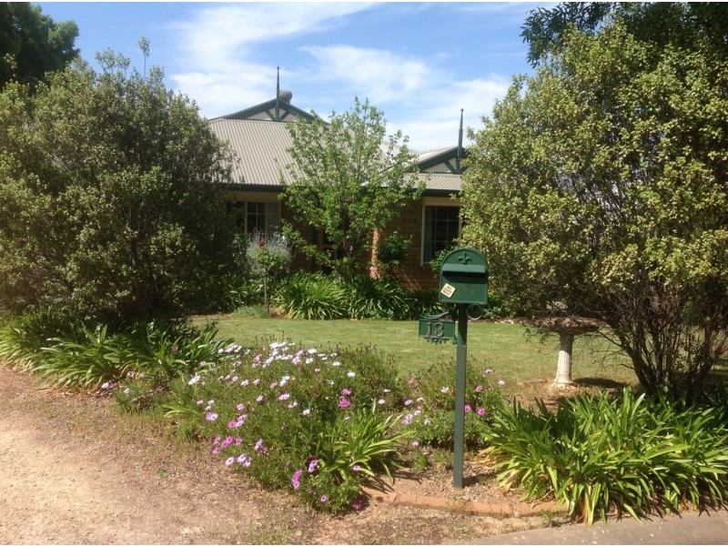13 Formby Street, Strathalbyn SA 5255