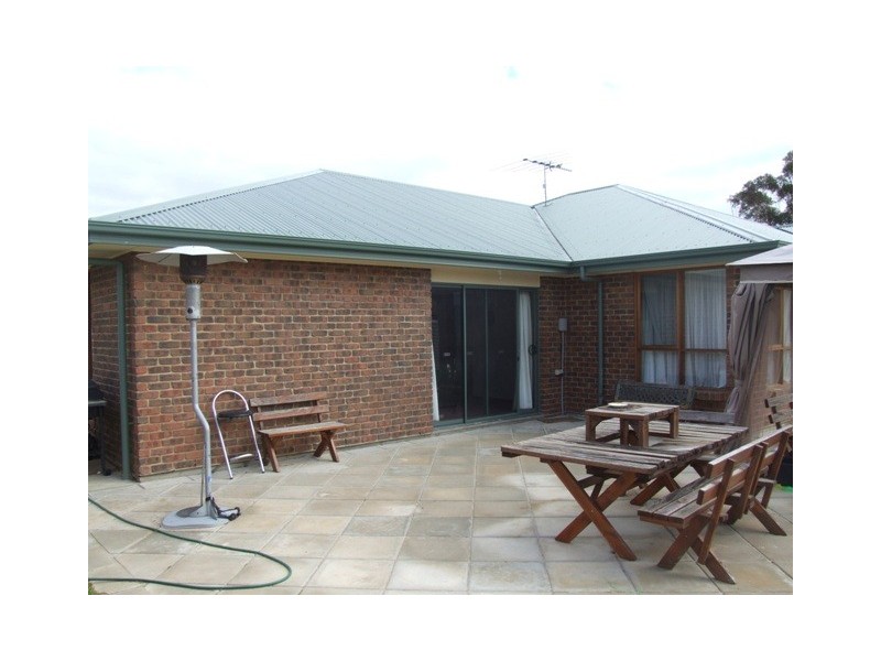 2 Elsie Drive, Strathalbyn SA 5255