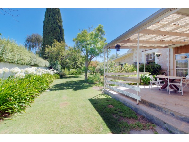 19 West Terrace, Strathalbyn SA 5255