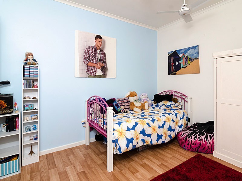 9 Stephens Avenue, Strathalbyn SA 5255