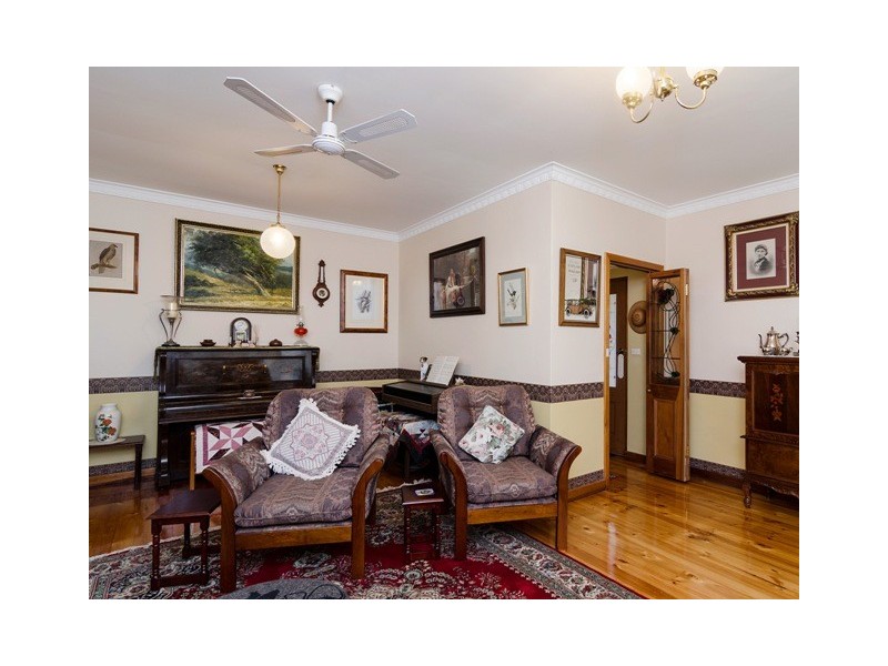 12 Murray Street, Strathalbyn SA 5255