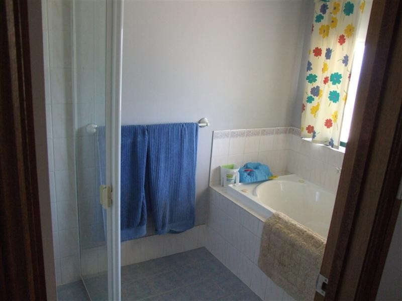 11 Maroo Street, Milang SA 5256