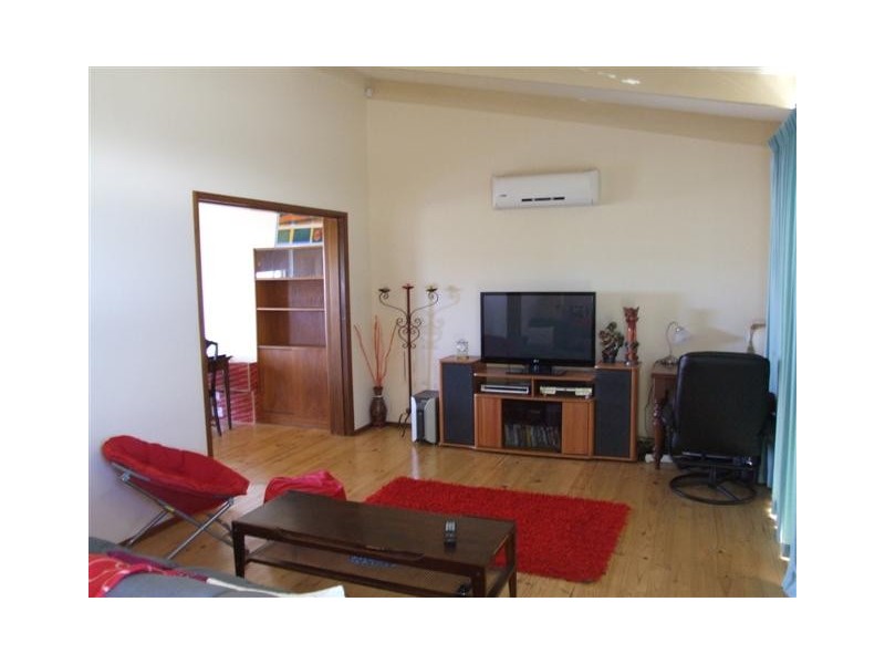 16 McDonald Street, Milang SA 5256