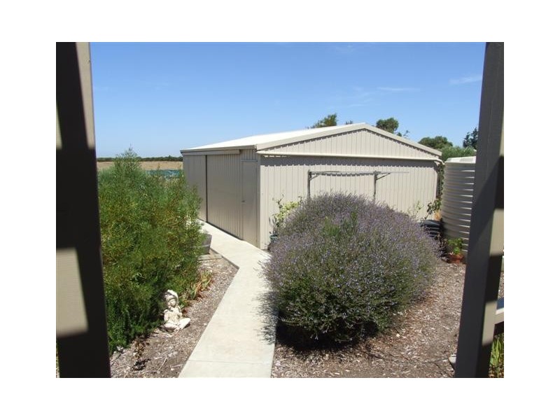 16 McDonald Street, Milang SA 5256