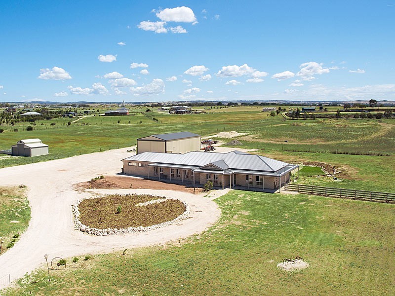 40 Trainers Way, Strathalbyn SA 5255