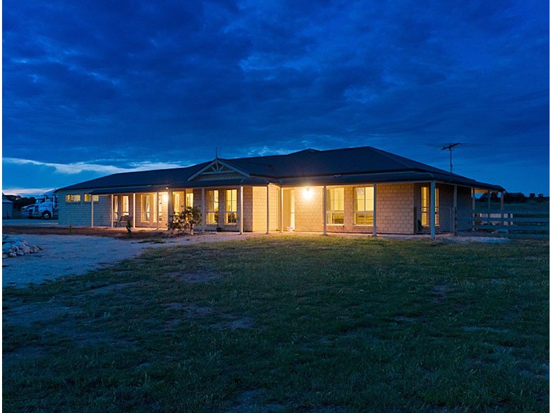 40 Trainers Way, Strathalbyn SA 5255