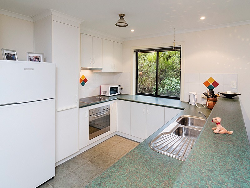 61 Parker Avenue, Strathalbyn SA 5255