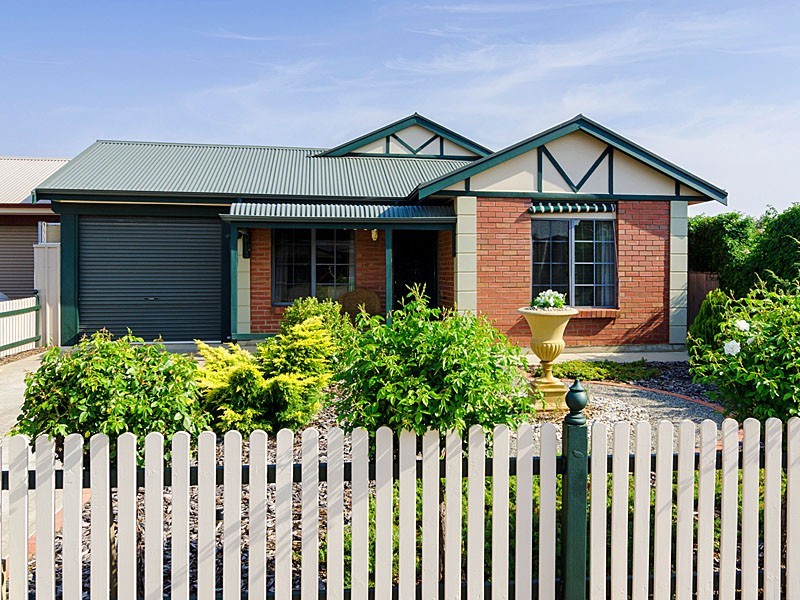 30 Burkett Drive, Strathalbyn SA 5255