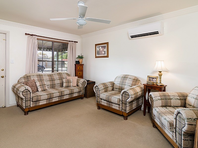 30 Burkett Drive, Strathalbyn SA 5255