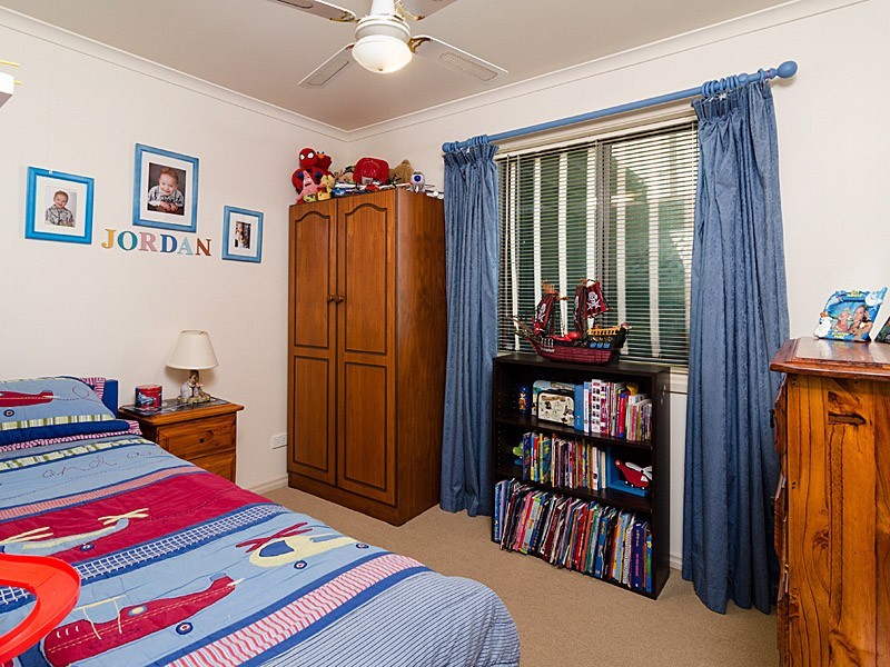 30 Burkett Drive, Strathalbyn SA 5255