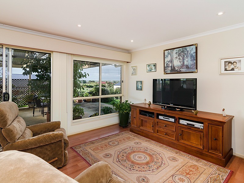 55 Marchant Road, Strathalbyn SA 5255