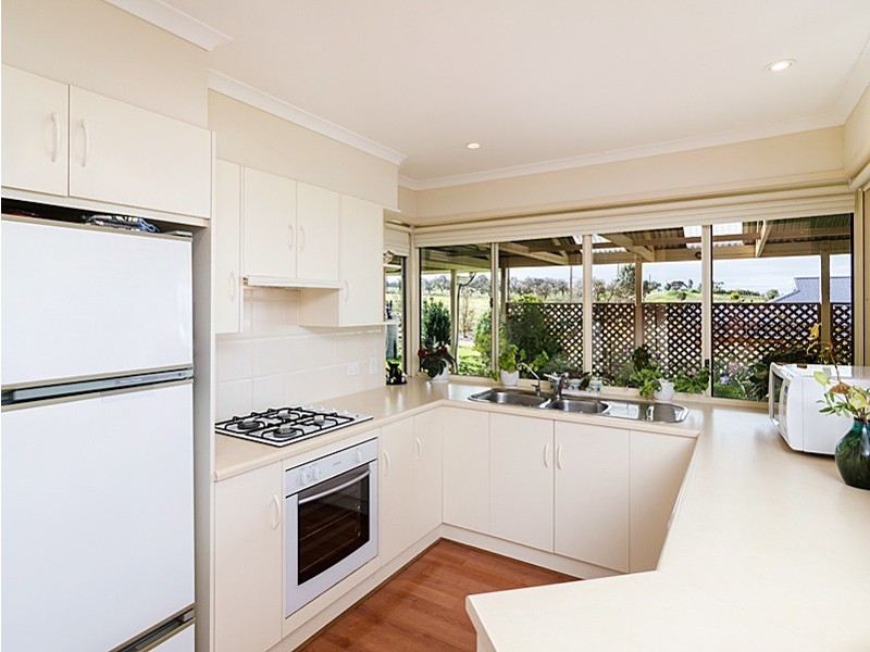 55 Marchant Road, Strathalbyn SA 5255