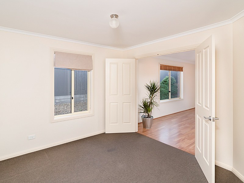 8 Field Drive, Strathalbyn SA 5255